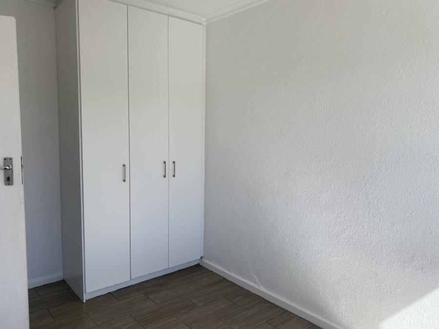 To Let 2 Bedroom Property for Rent in Tijgerhof Western Cape